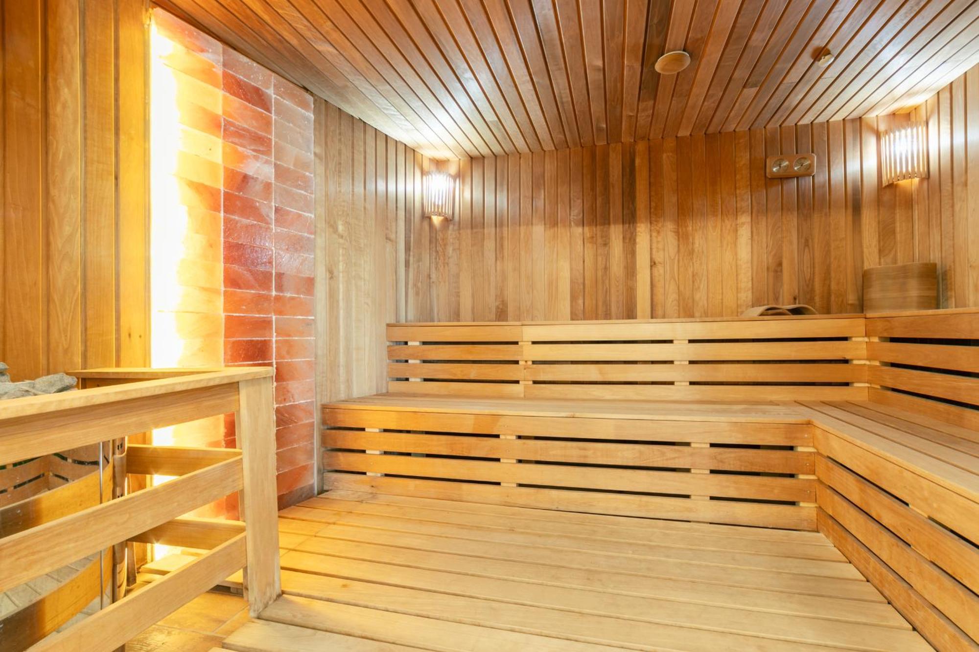 Hotel Sato Conference & Spa Resort ストモレ エクステリア 写真